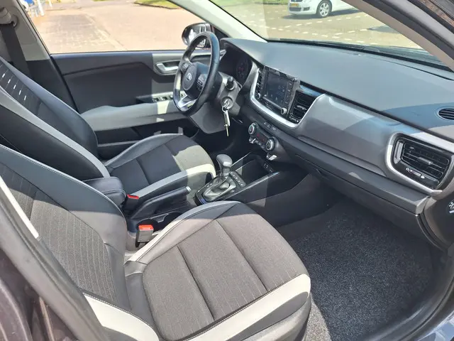 Kia Stonic 1.0 T-GDi DynamicLine 2020 Benzine 11