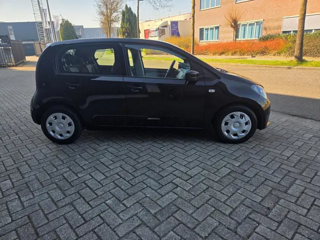 SEAT Mii 1.0 Style Sport airco cruise navi 2012 Benzine 9