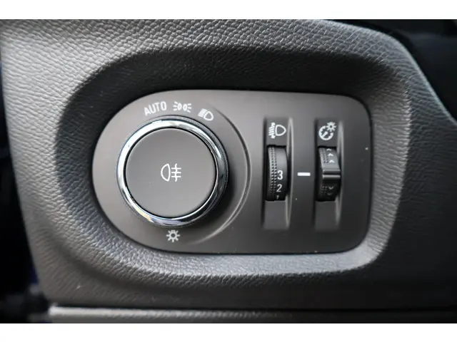 Opel Corsa 1.2 Elegance 2022 Benzine 30