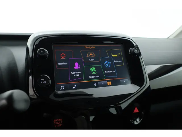 Peugeot 108 1.0 e-VTi 72 PK Allure 2018 Benzine 21