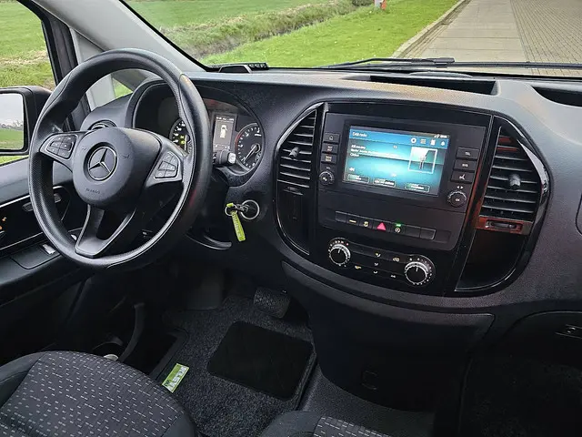 Mercedes-Benz Vito 119 CDI 2021 Diesel 8