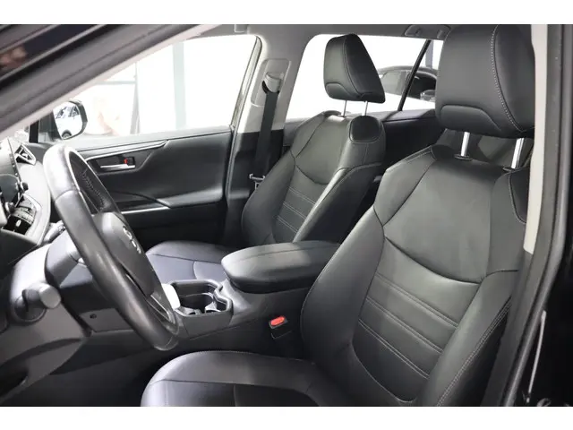 Toyota RAV4 2.5 Hybrid Style, 2019 Hybride Benzine 20