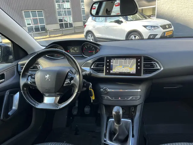 Peugeot 308 SW 1.2 PureTech Active 2017 Benzine 15
