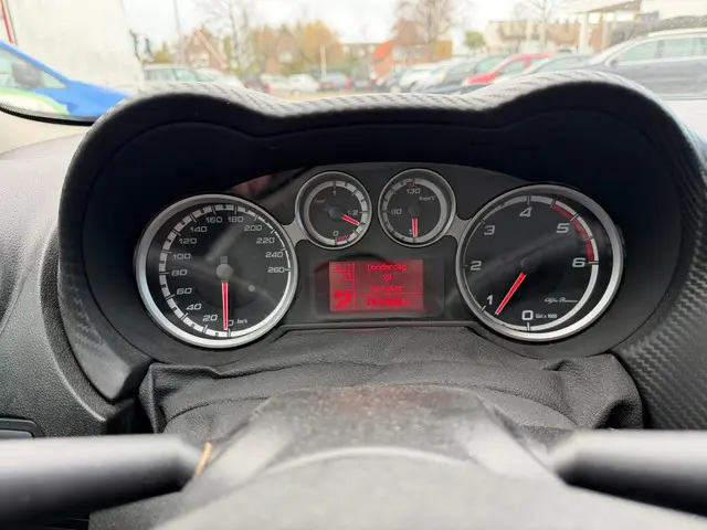 Alfa Romeo MiTo 1.3 JTDm,ECO,Esclusivo,6-2014 2014 Diesel 19