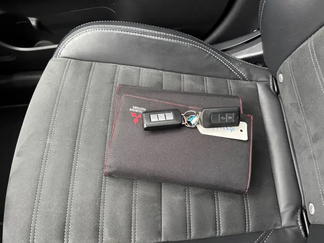 Mitsubishi Outlander 2.4 PHEV Pure 2019 Hybride Benzine 16