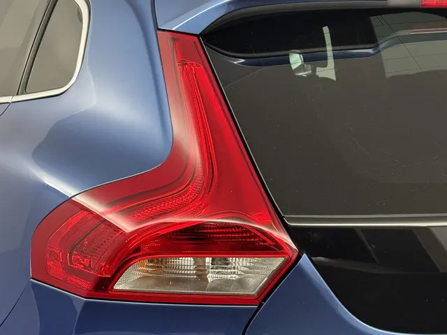 Volvo V40 1.5 T3 Polar+ Sport 2019 Benzine 25