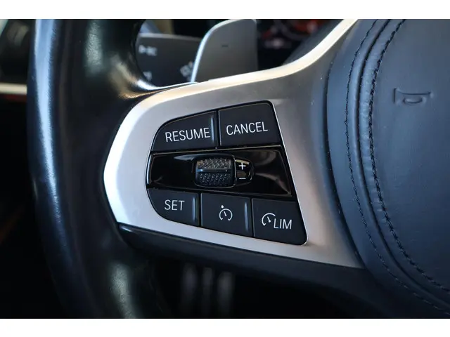 BMW 3 Serie Touring 318i Business Edition 2021 Benzine 14