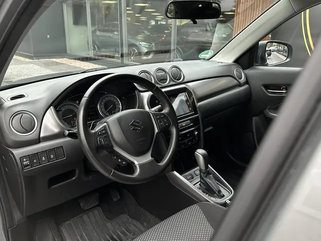 Suzuki Vitara 1.4 Boosterjet Stijl 2019 Benzine 11