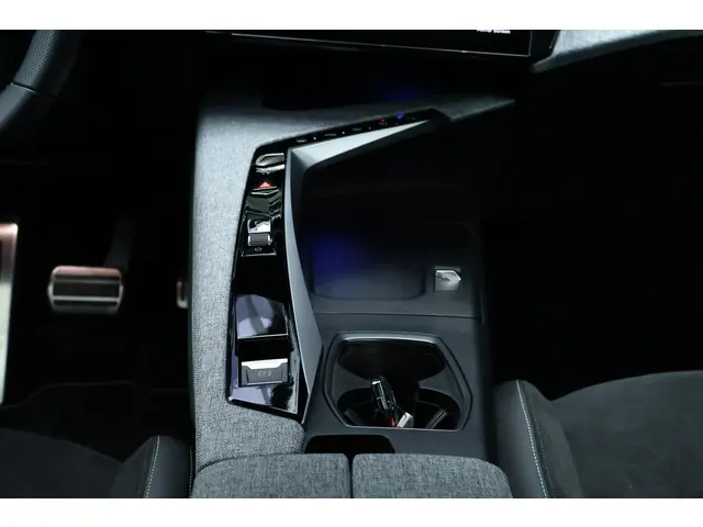 Peugeot e-3008 GT Avantage 210 73 kWh 2025 Elektrisch 33