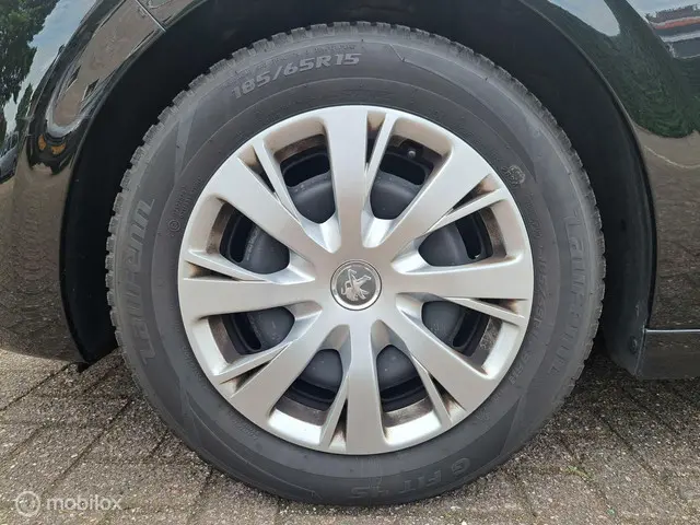 Peugeot 208 1.5 BlueHDi Blue Lease NAVI/TRKHK 2019 Diesel 11