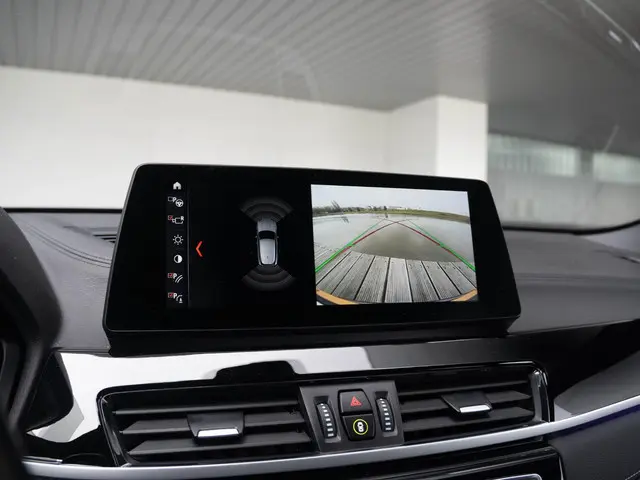 BMW X2 xDrive25e 2022 Hybride Benzine 14