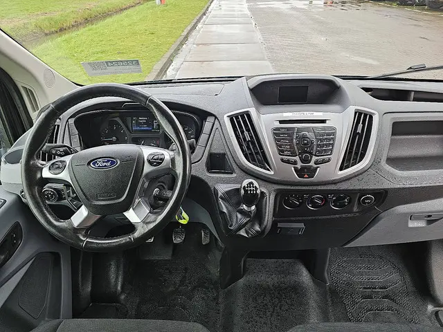 Ford Transit 2.0 2018 Diesel 8