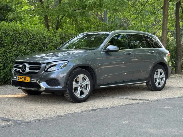 Mercedes-Benz GLC 250 4MATIC Premium AMG 2018 Benzine