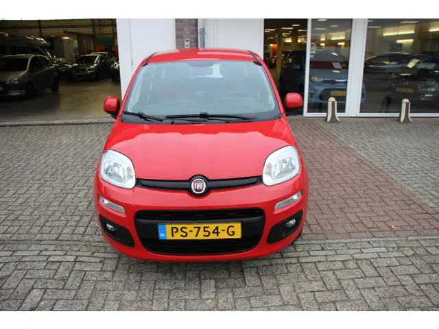 Fiat Panda 0.9 TwinAir Lounge 2017 Benzine 13