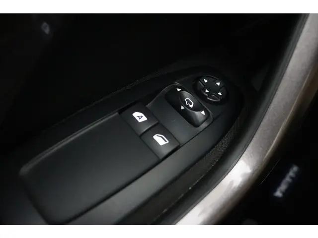 Peugeot 2008 1.2 PureTech Style 2015 Benzine 17