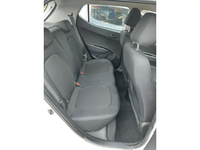 Hyundai i10 1.0i Comfort 2018 Benzine 11