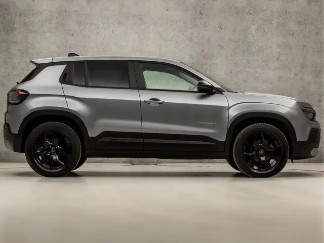 Jeep Avenger 1.2 Altitude Sport 2023 Benzine 4