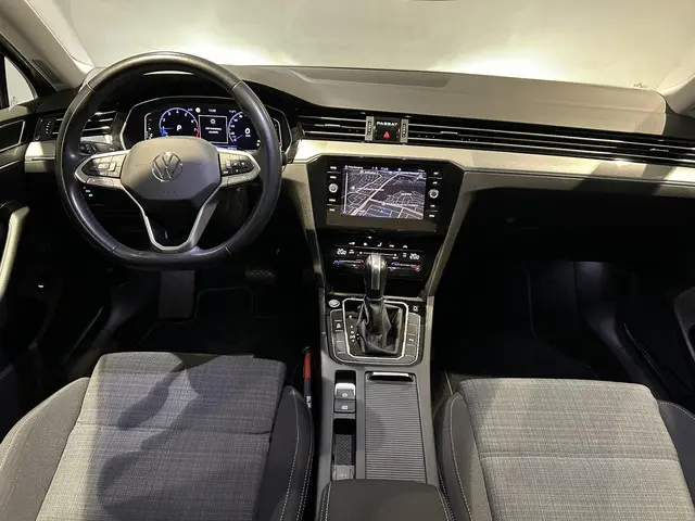 Volkswagen Passat 1.5 TSI Business 2021 Benzine 3