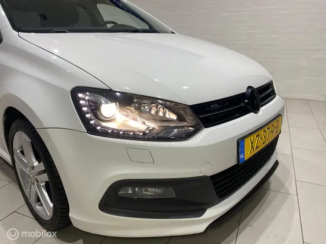 Volkswagen Polo 1.2 TSI Highline R-line 2012 Benzine 4