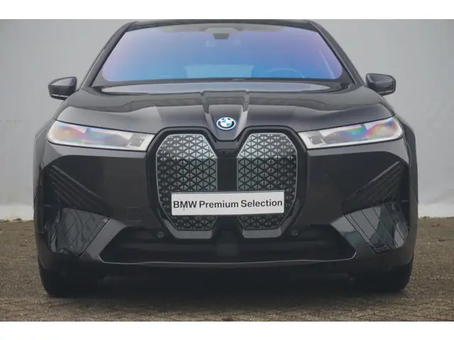 BMW iX xDrive40 2023 Elektrisch 4