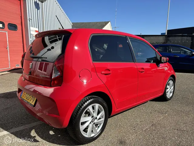 SEAT Mii 1.0 Sport Dynamic 2014 Benzine 4
