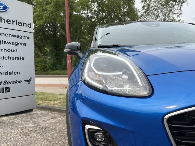 Ford Puma 1.0 EcoBoost Hybrid Titanium 2024 Benzine 11
