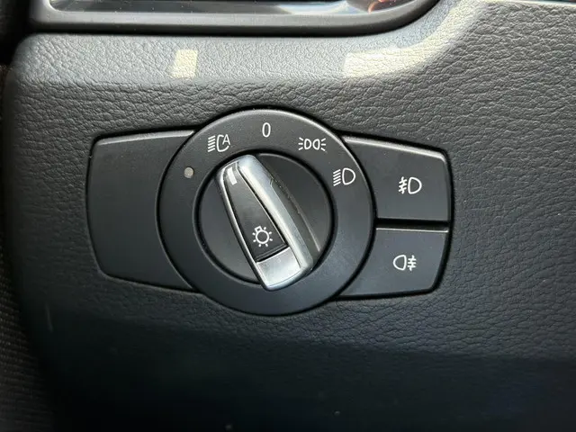 BMW X1 sDrive20i Business 2014 Benzine 26