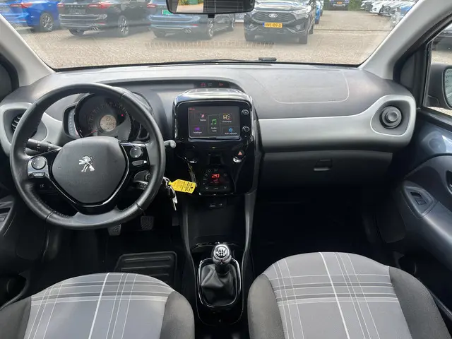 Peugeot 108 1.0 e-VTi Allure 2018 Benzine 14