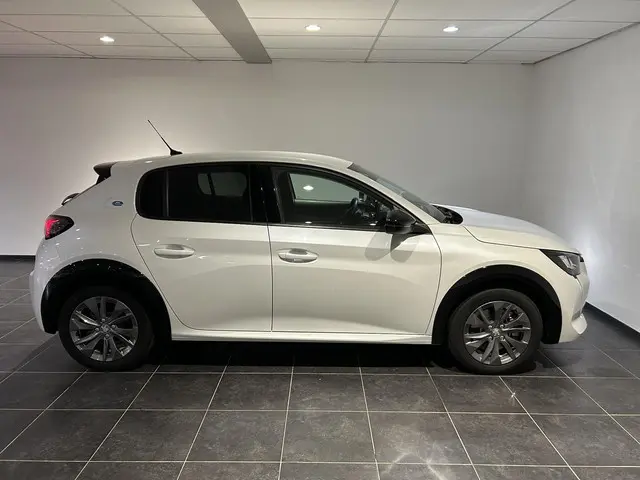 Peugeot e-208 EV Allure Pack 50 kWh 2022 Elektrisch 16