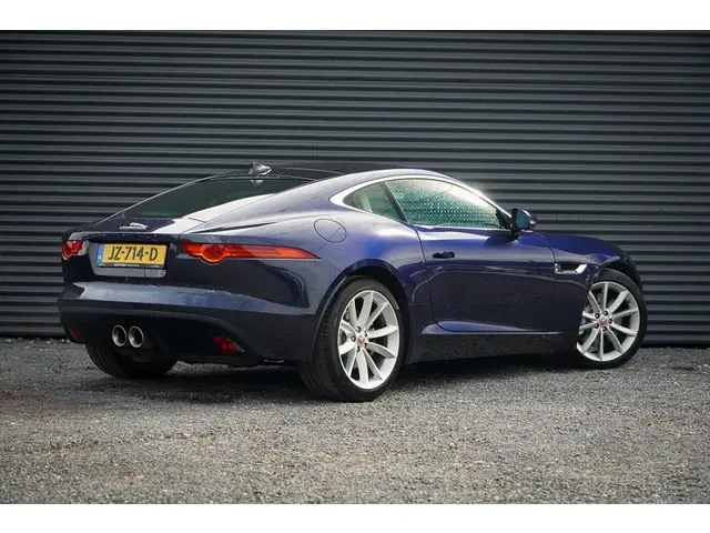 Jaguar F-Type 3.0 V6 Coupé 2016 Benzine 4
