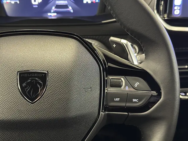 Peugeot 2008 1.2 PureTech 130 Allure 2024 Benzine 28