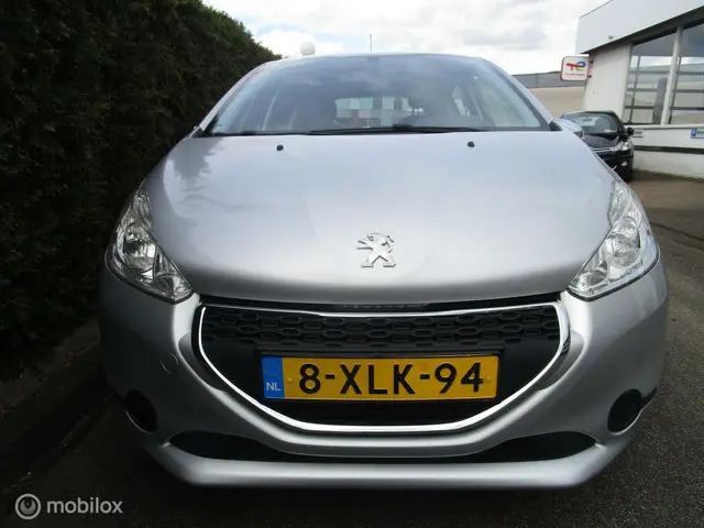 Peugeot 208 2