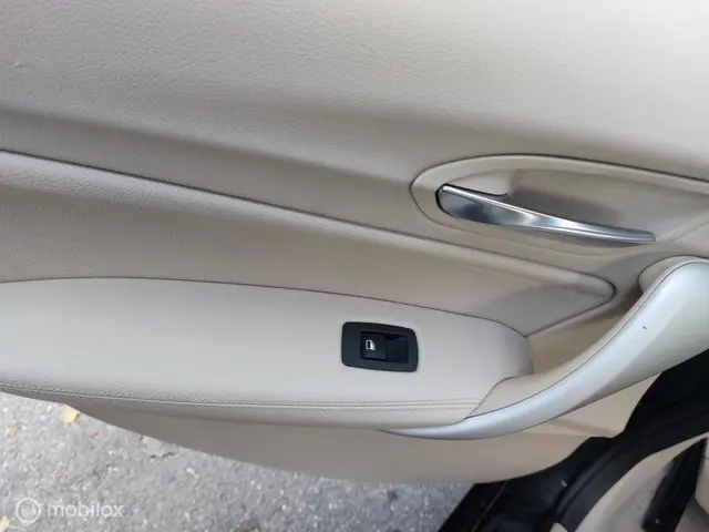 BMW 1 Serie 114i EDE Business Sport 2013 Benzine 48