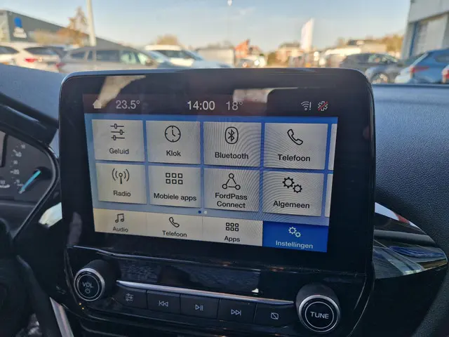 Ford Fiesta 1.0 EcoBoost Titanium 2021 Benzine 8