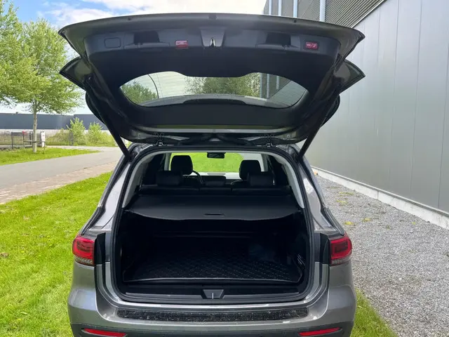 Mercedes-Benz GLB 220 d Premium Plus 2020 Diesel 13