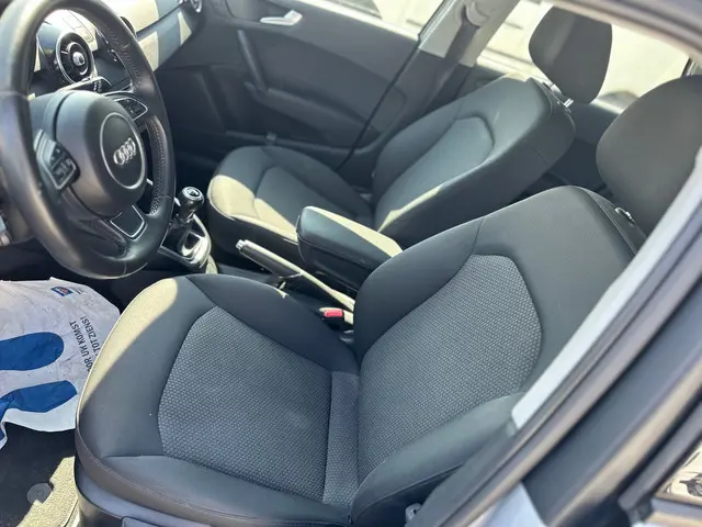 Audi A1 Sportback 1.2 TFSI S Line , 1. Hand 2014 Benzine 14