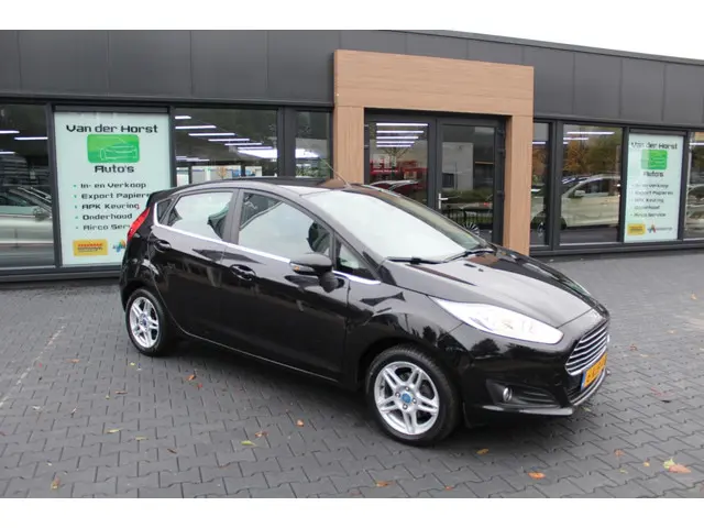 Ford Fiesta 1.0 EcoB. Titanium 2013 Benzine 4