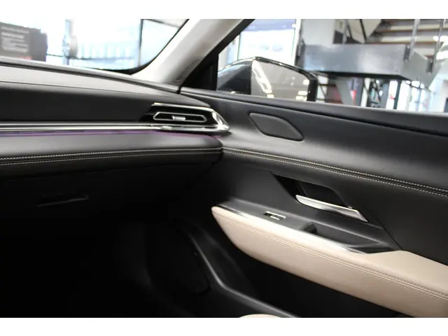 Mazda 6 6e Takumi 68.8 kWh 2026 Elektrisch 24