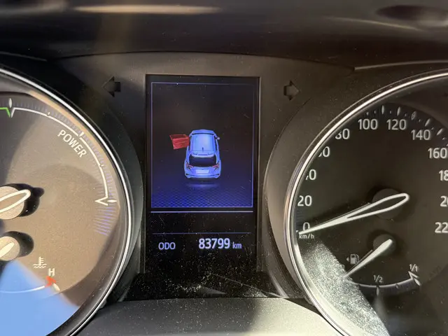 Toyota C-HR 1.8 Hybrid Executive 2020 Hybride Benzine 18