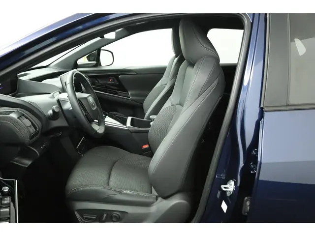 Toyota bZ4X Business Plus 71 kWh 2023 Elektrisch 17