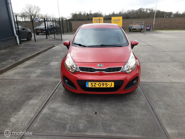 Kia Rio 1.4 CVVT ExecutiveLine 2014 Benzine 14
