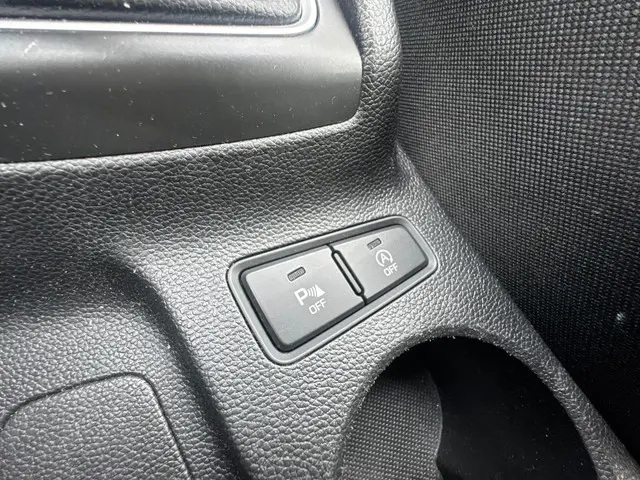 Hyundai i20 1.2 HP i-Motion /NAP/Airco/cruise/ 2016 Benzine 17