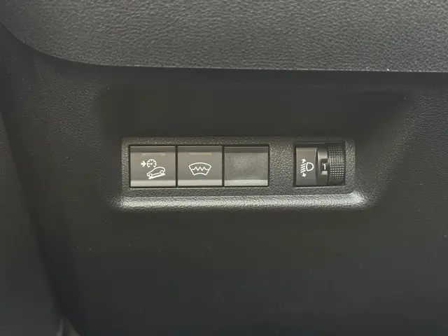 Jeep Avenger 1.2 Altitude 2024 Benzine 25