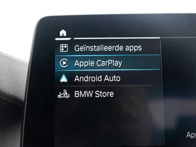 BMW 5 Serie Sedan 530e xDrive 2021 Hybride Benzine 46