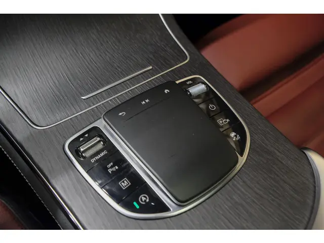Mercedes-Benz GLC Coupé GLC200 AMG 197pk 2019 Benzine 27