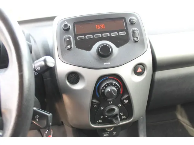 Citroën C1 1.0 e-VTi Style Edition 2015 Benzine 14