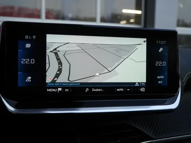 Peugeot 2008 1.2 130PK PureTech GT Pack 2021 Benzine 23