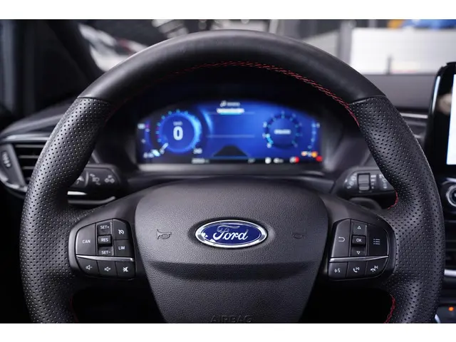 Ford Puma 1.0 EcoBoost Hybrid ST-Line 2023 Benzine 27