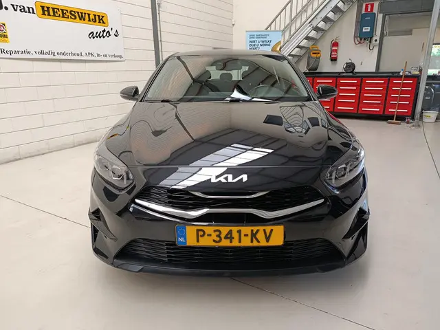 Kia Ceed 1.0 T-GDi DynamicLine 2022 Benzine 18