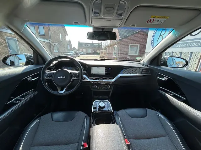 Kia e-Niro Edition 64 kWh *SOH 96,6 %* 2021 Elektrisch 7